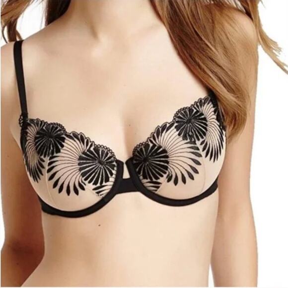 Wacoal Luxe Rare Beauty Nude Embroidered Underwire Bra 36DD - Picture 8 of 9